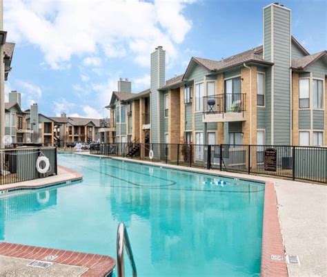 section 8 apartments garland tx